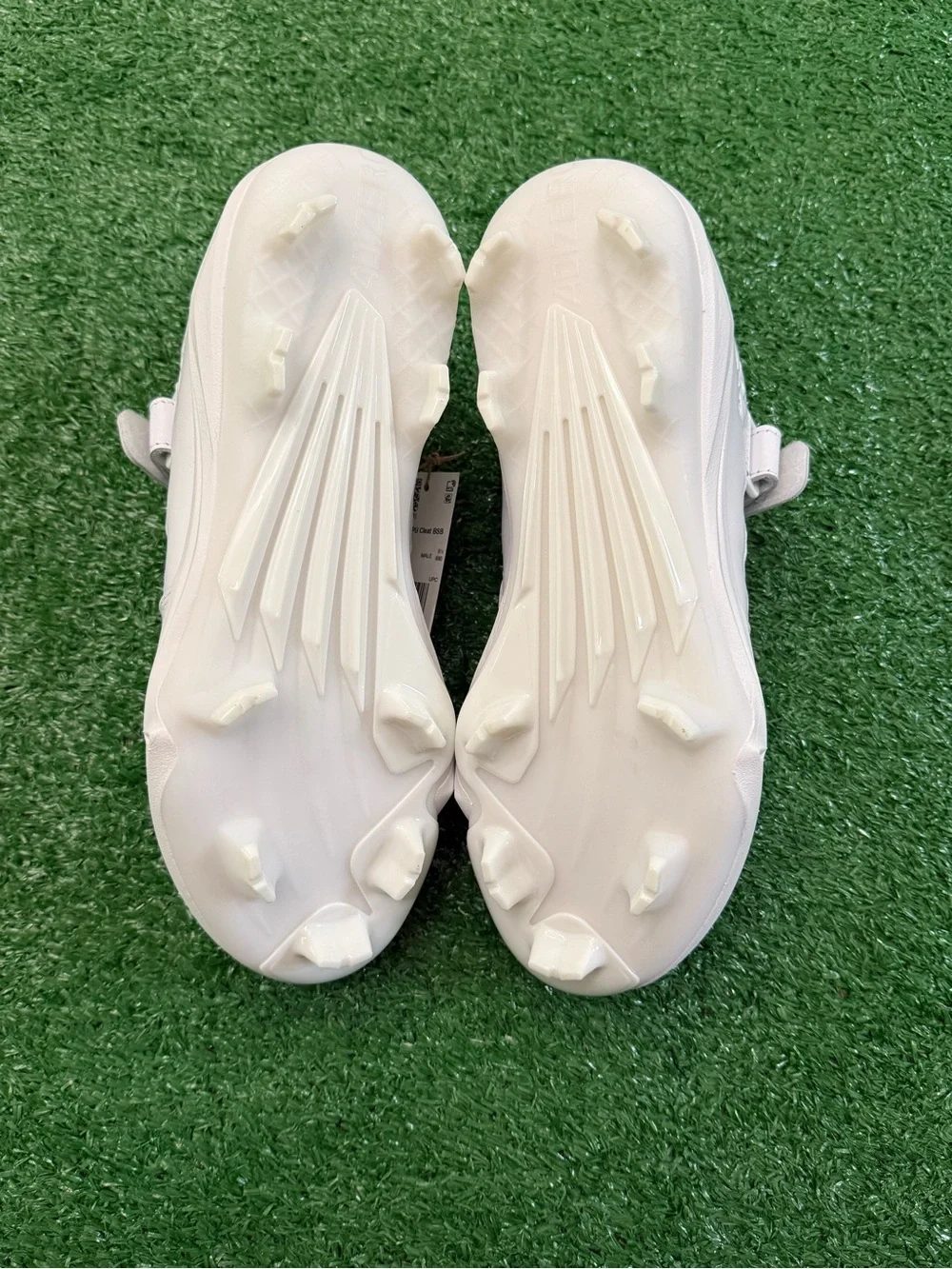 Adidas Forum TPU Baseball Cleats – Men’s Size 10 – All White
